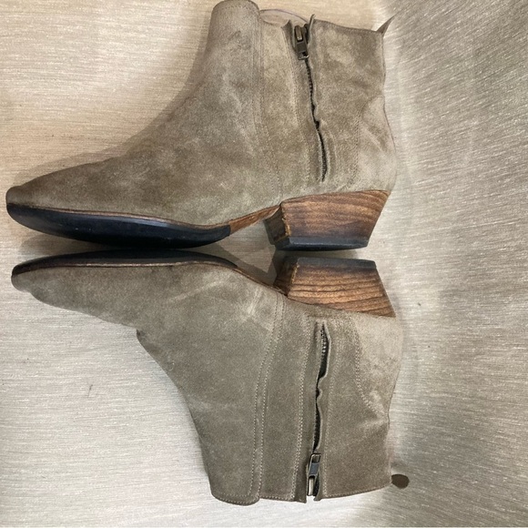 ISABEL MARANT Sz 39 Suede Zipper Riunded Toe Cap Stacked Heel Ankle  Booties - Picture 3 of 9
